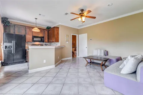 $1,000,000 | 5610 Westerham, Weston Lakes, TX 77441
