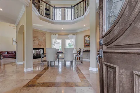 $1,000,000 | 5610 Westerham, Weston Lakes, TX 77441