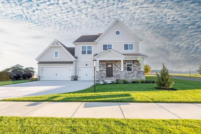 $639,900 | 2005 Timberwood Lane, Chesterton, IN 46304