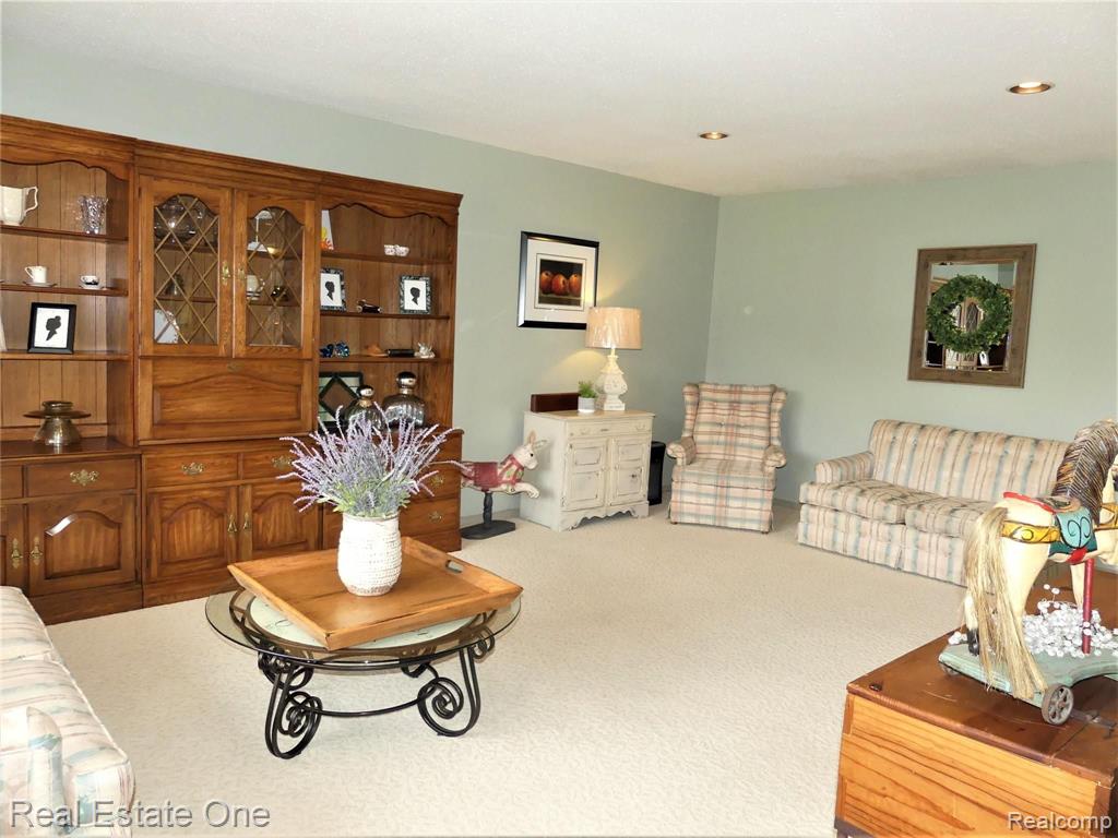 20390 Inkster Road Romulus, MI 48174 - Photo 25 of 49