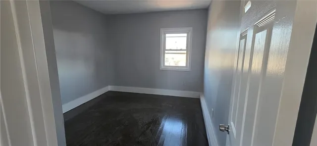 $1,700 | 62 Main Road, Unit 3, Tiverton, RI 02878