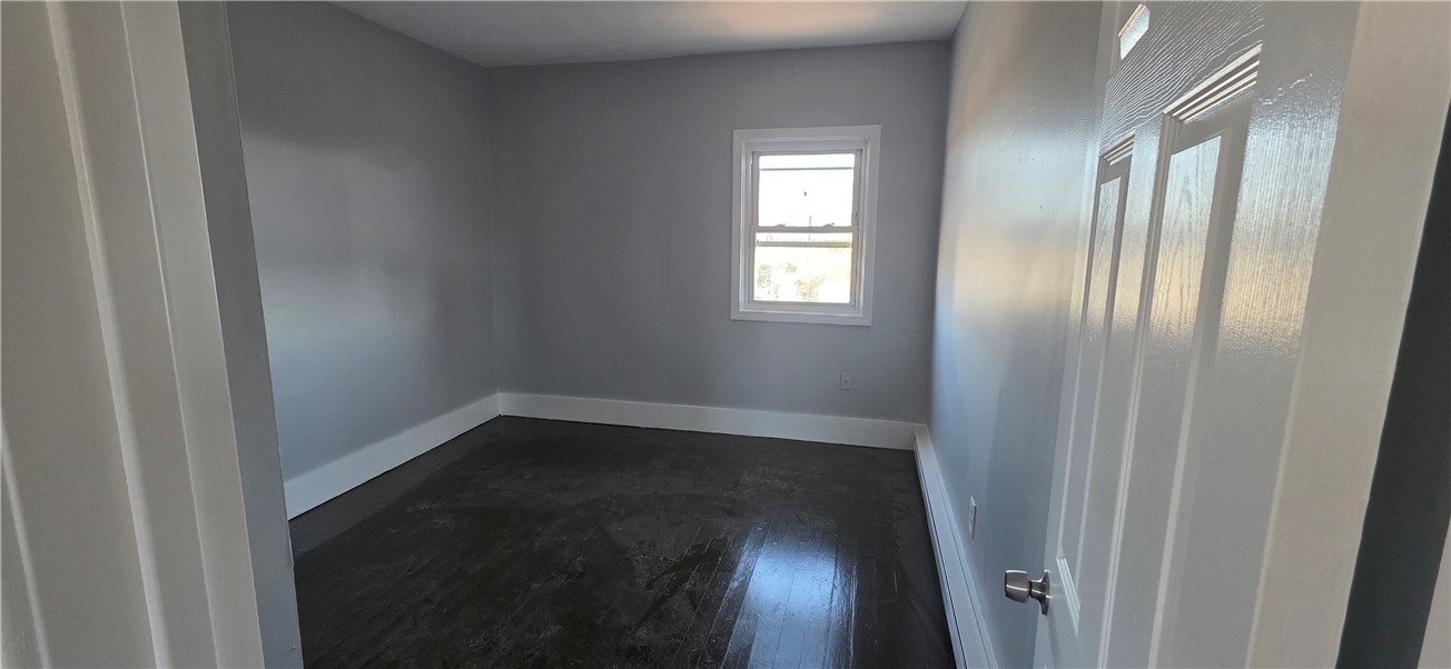 62 Main Road, Unit 3 Tiverton, RI 02878 - Photo 5 of 10