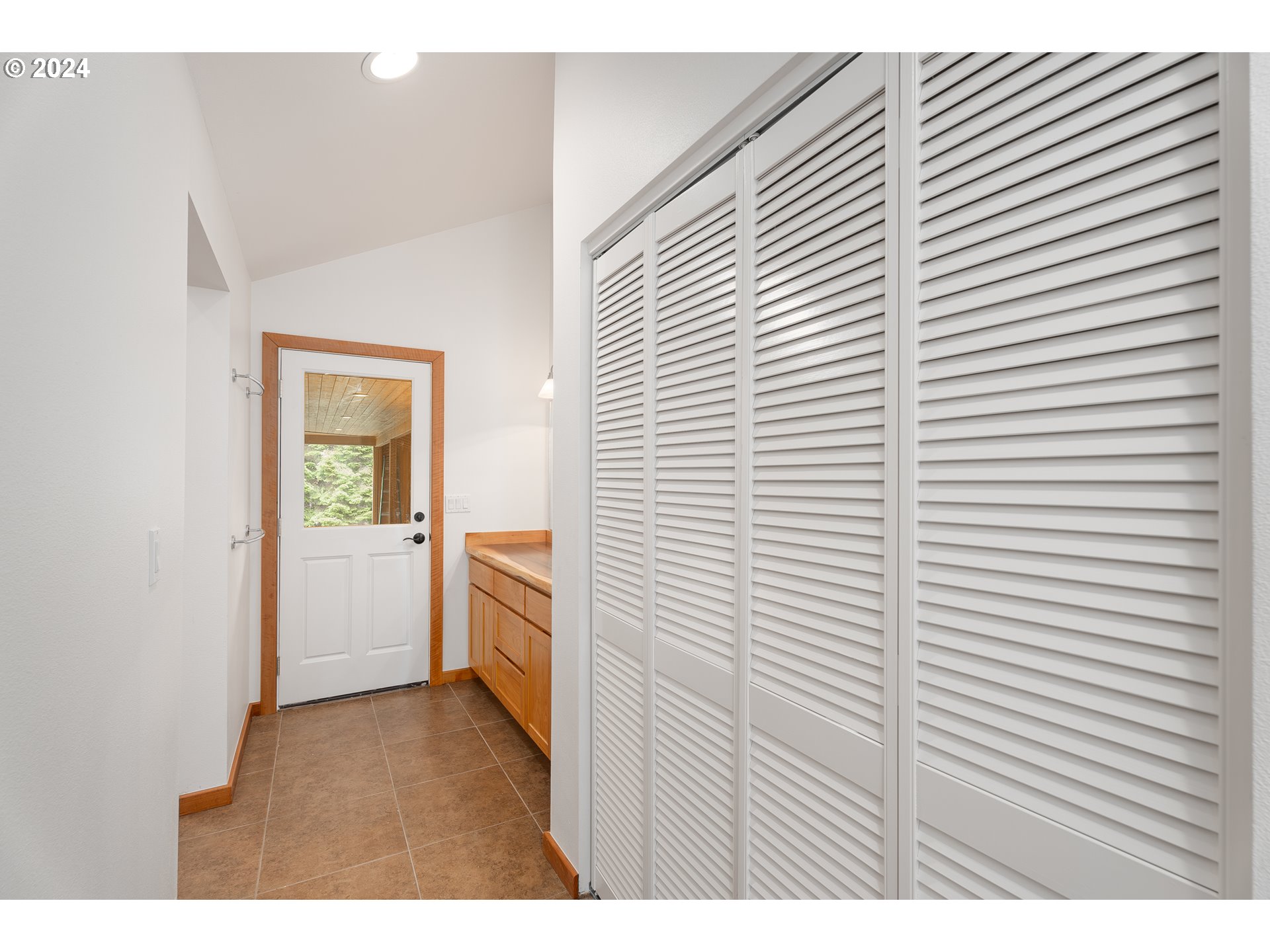 567 Skelly Road Yoncalla, OR 97499 - Photo 19 of 48 Gallery Image 19