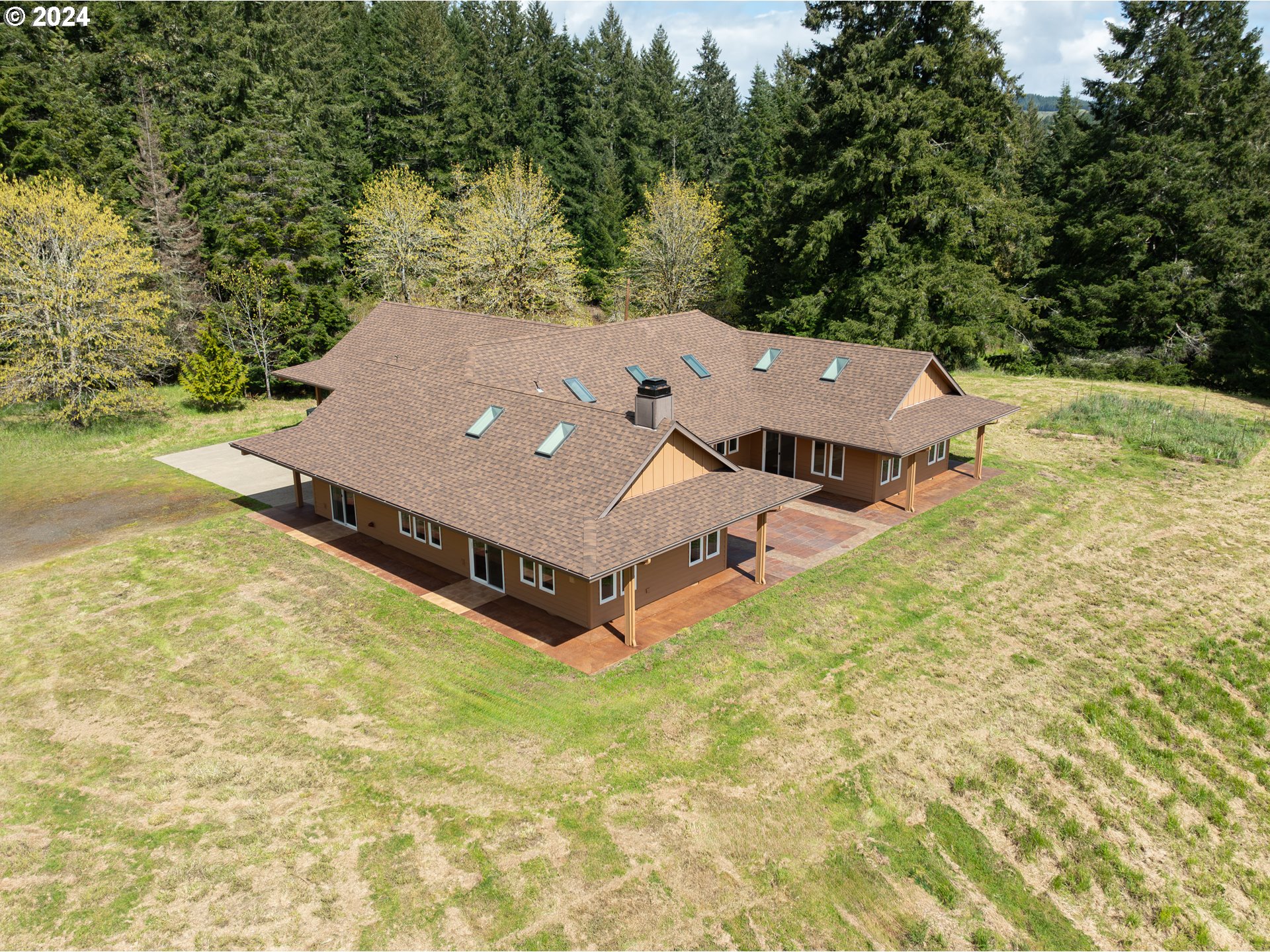 567 Skelly Road Yoncalla, OR 97499 - Photo 27 of 48 Gallery Image 27