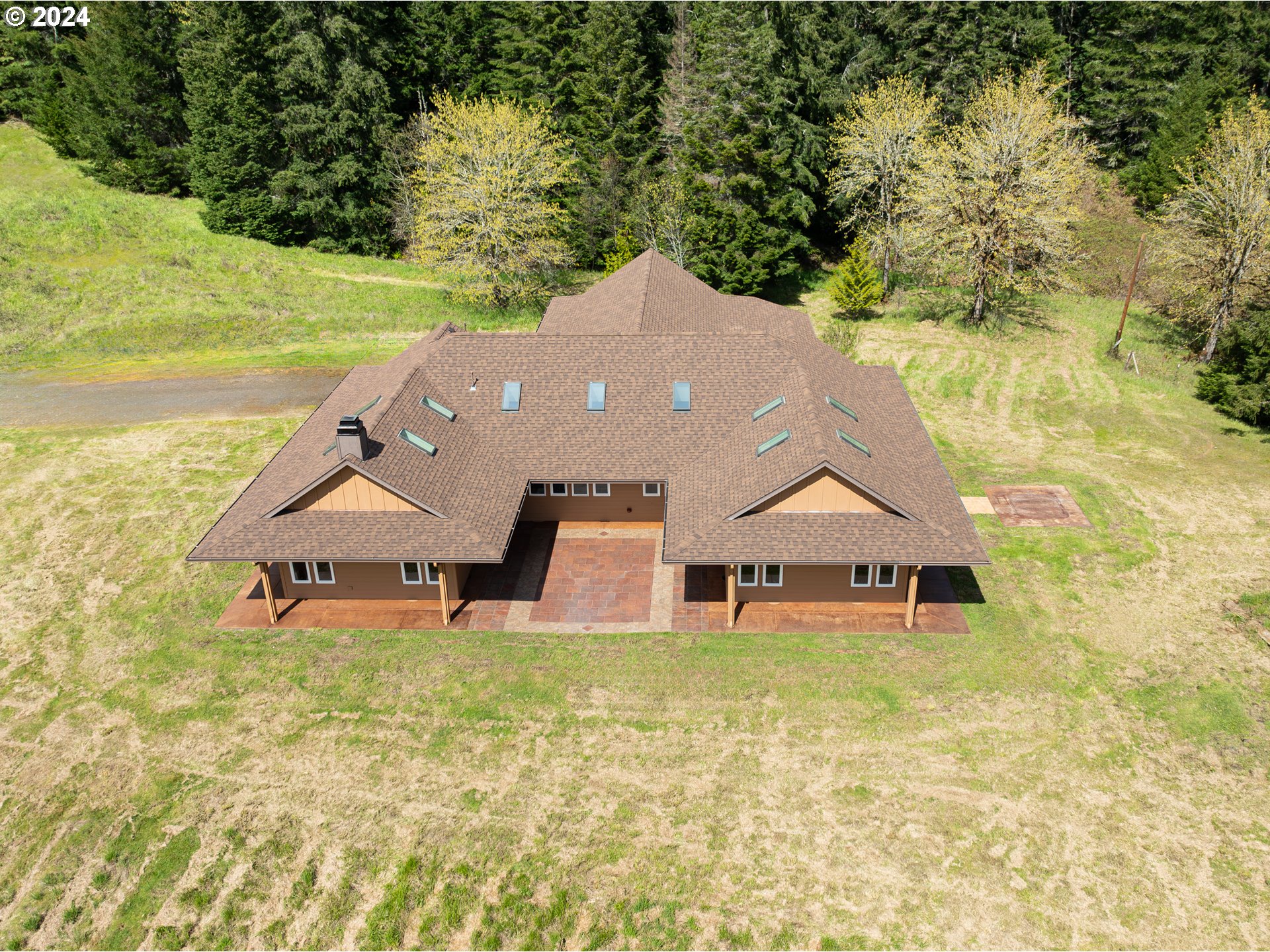 567 Skelly Road Yoncalla, OR 97499 - Photo 28 of 48 Gallery Image 28