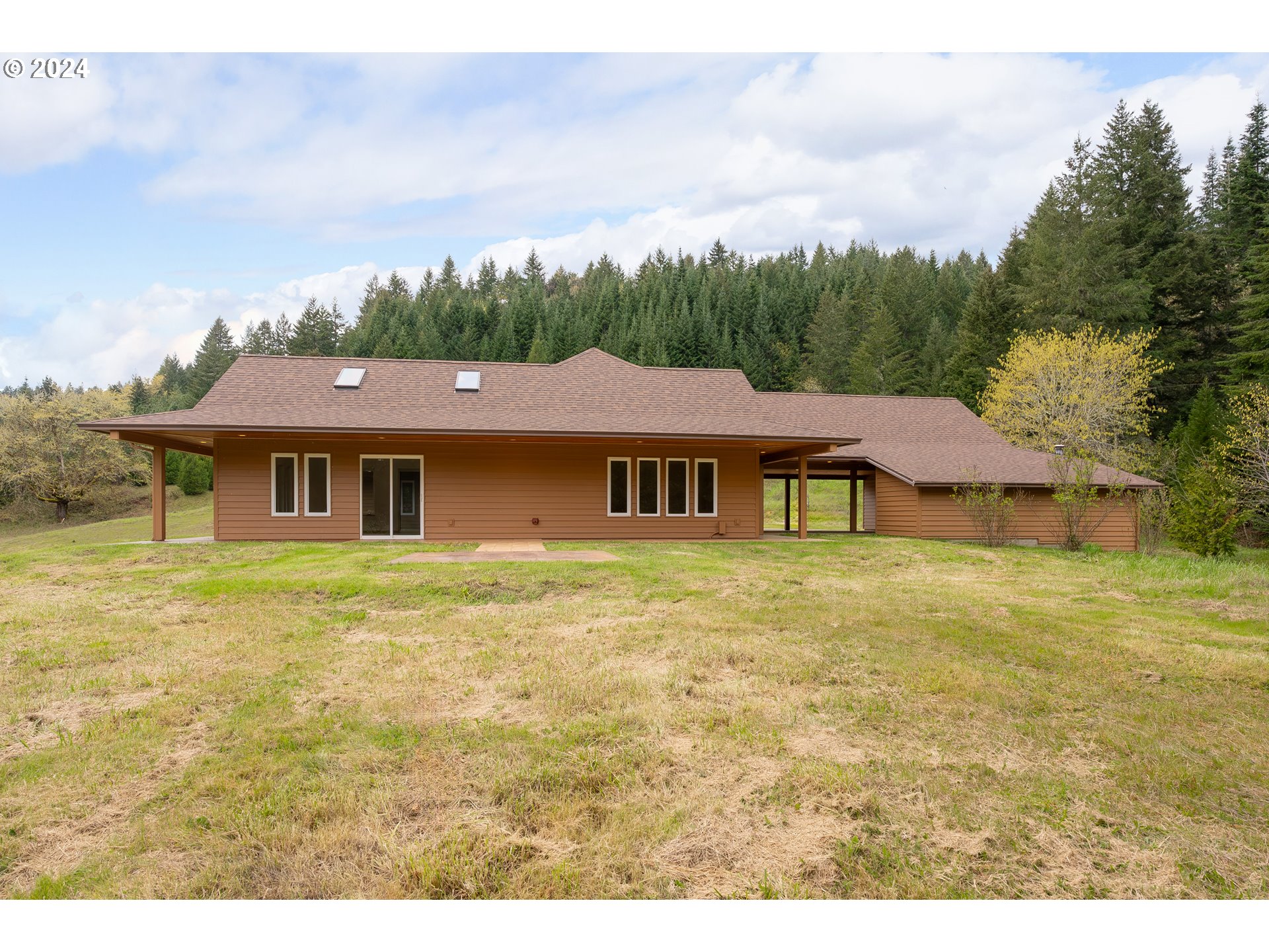 567 Skelly Road Yoncalla, OR 97499 - Photo 29 of 48 Gallery Image 29