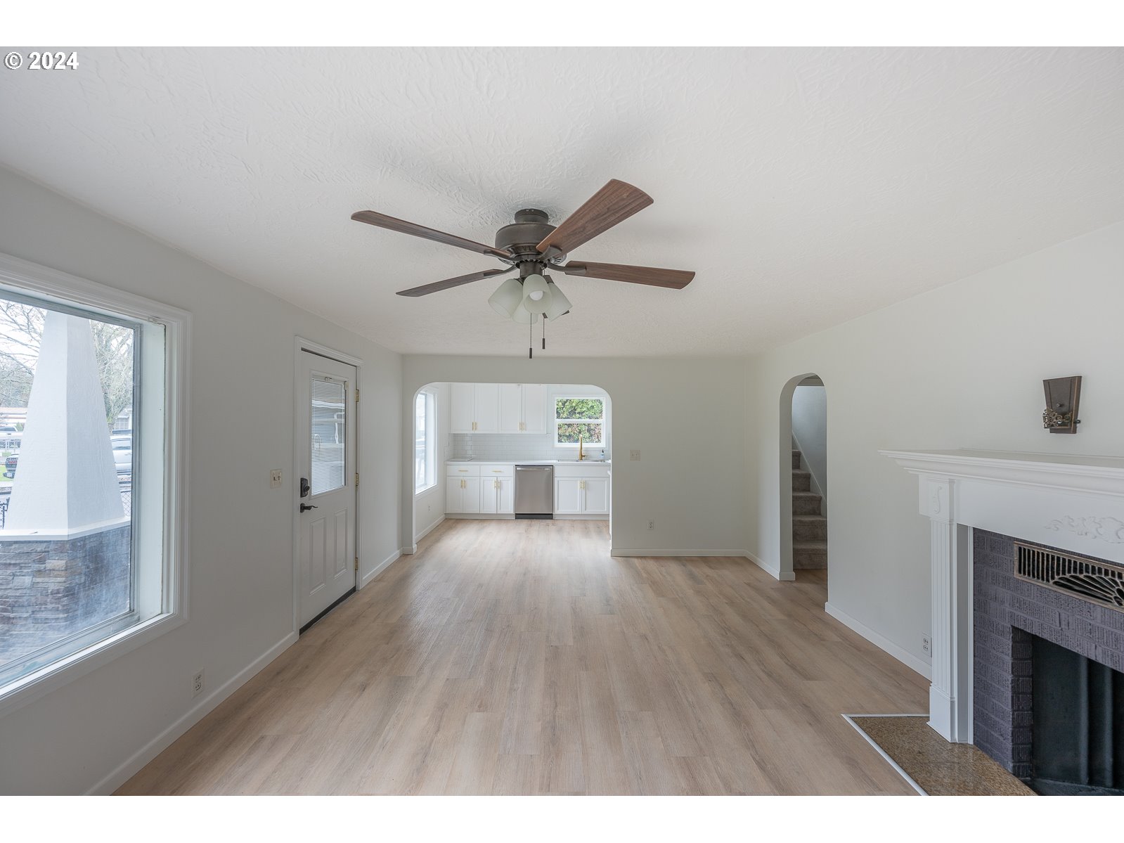 420 Southeast Sheridan Road Sheridan, OR 97378 - Photo 5 of 25 Gallery Image 5