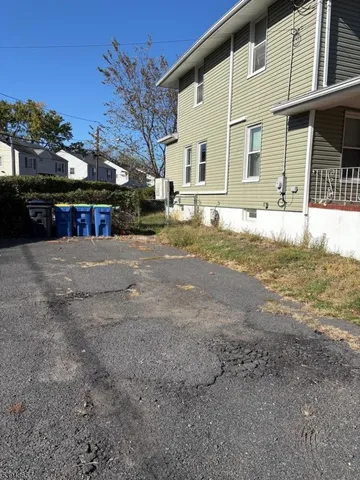 $450,000 | 601 Thompson Avenue, Bound Brook, NJ 08805