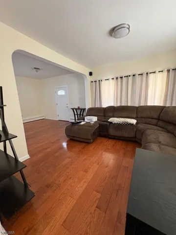 $450,000 | 601 Thompson Avenue, Bound Brook, NJ 08805