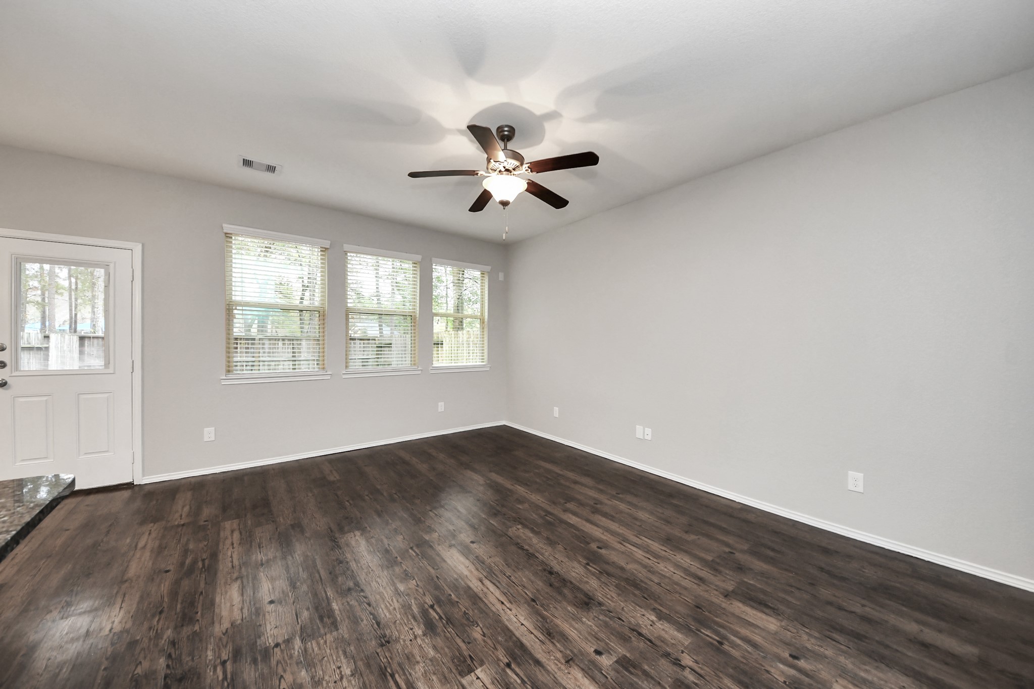 16130 Beachside Place Crosby, TX 77532 - Photo 15 of 49