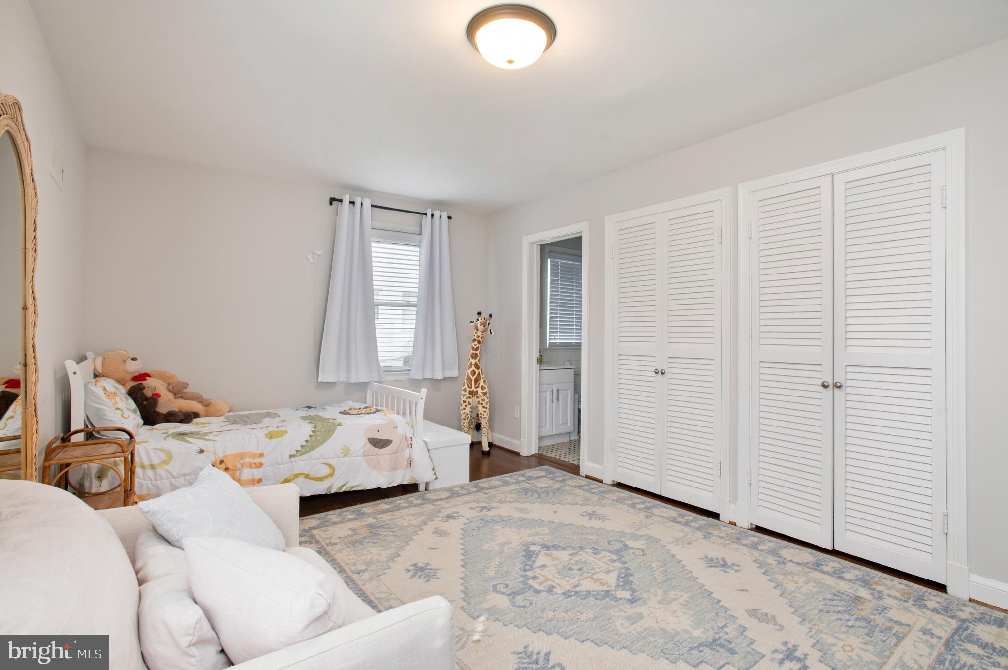 5112 Scarsdale Road Bethesda, MD 20816 - Photo 16 of 44