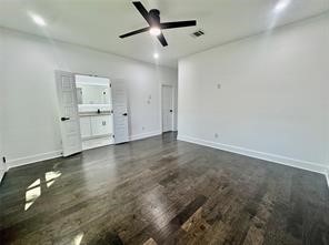 6928 Paris Street, Unit B Houston, TX 77021 - Photo 3 of 8