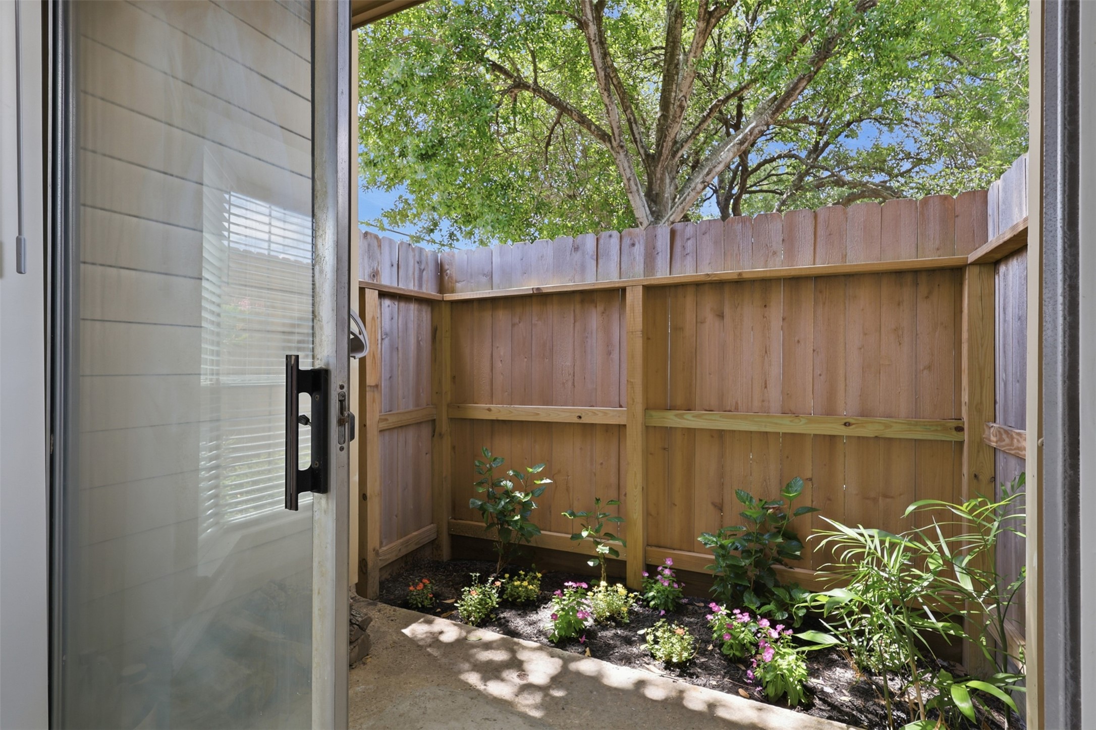 1515 Sandy Springs Road, Unit 2104 Houston, TX 77042 - Photo 8 of 19