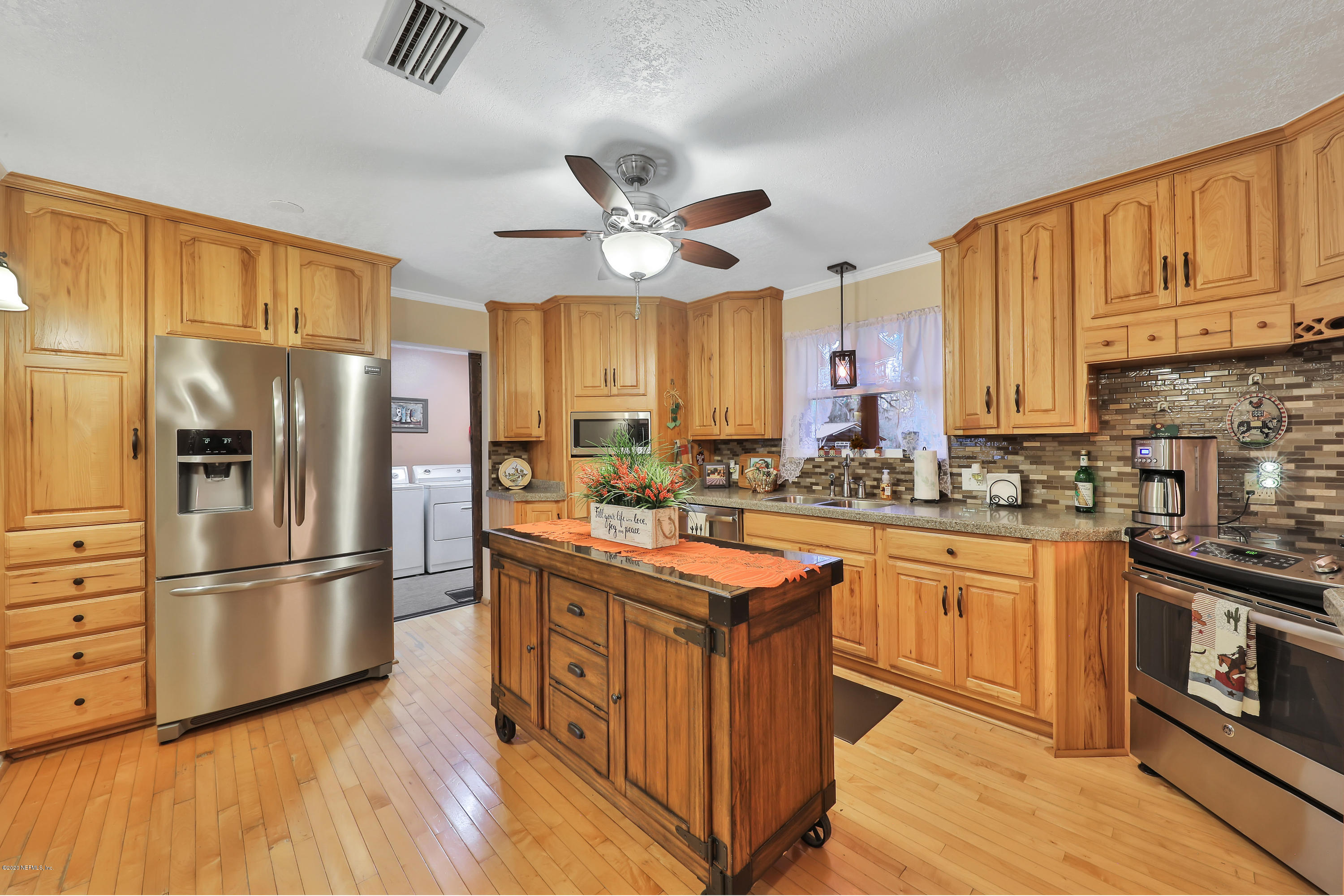 746 Worth Road St. Johns, FL 32259 - Photo 14 of 66 Solid wood cabinets