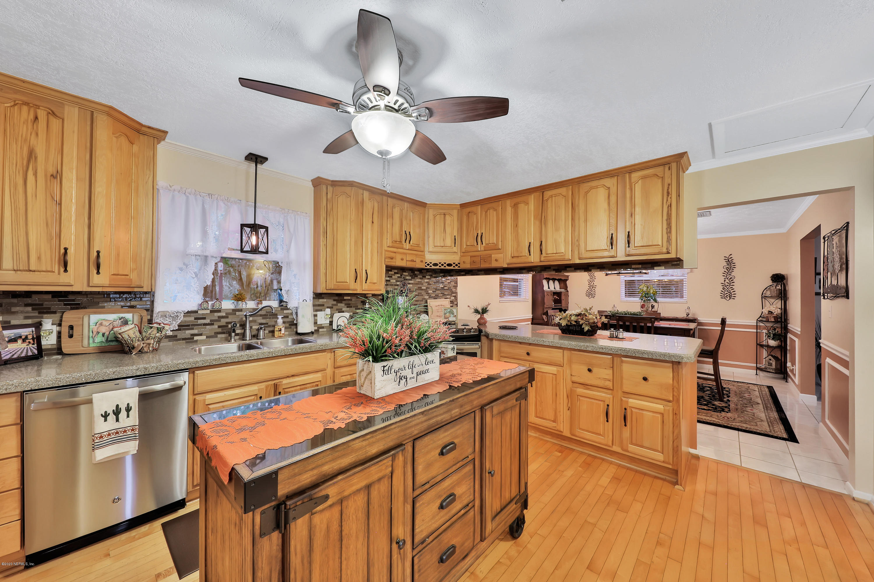 746 Worth Road St. Johns, FL 32259 - Photo 16 of 66 Easy access to dining room