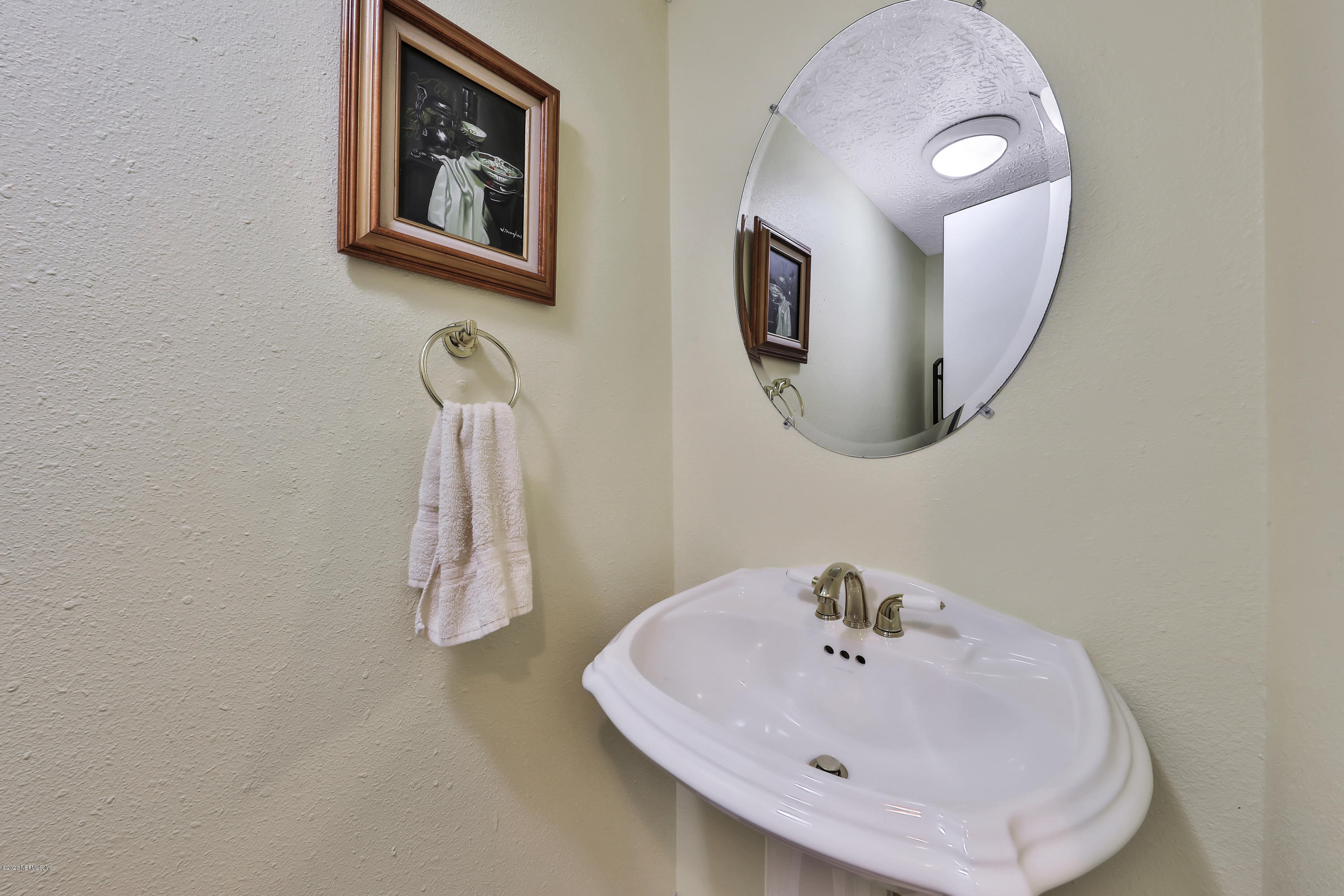 746 Worth Road St. Johns, FL 32259 - Photo 25 of 66 Downstairs powder room