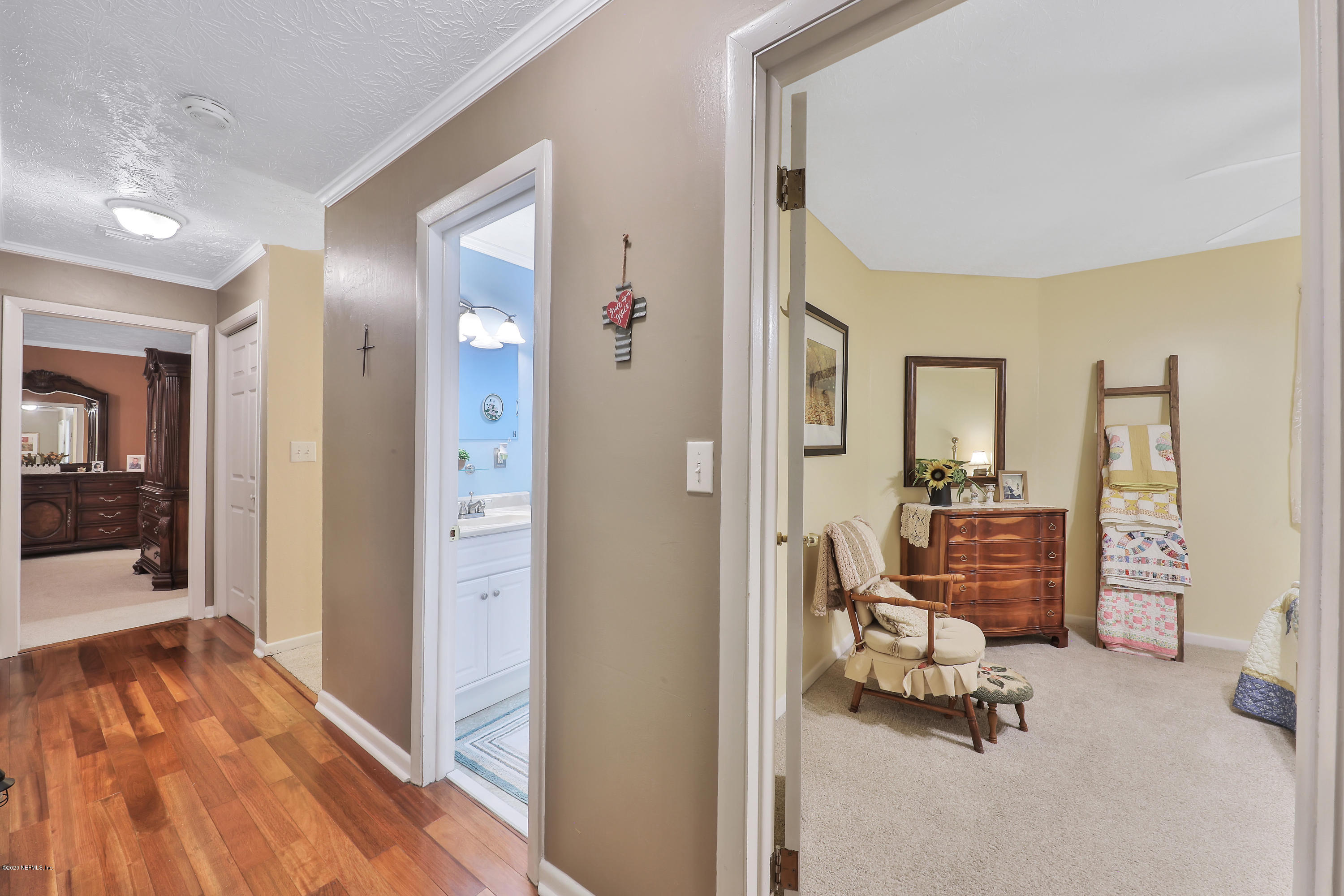 746 Worth Road St. Johns, FL 32259 - Photo 26 of 66 Upstairs hall to master