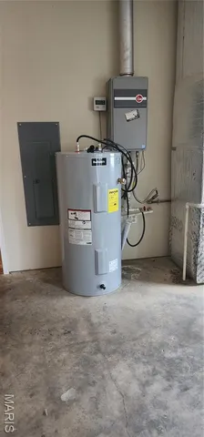 $365,000 | 18755 Dixon Road, Licking, MO 65542