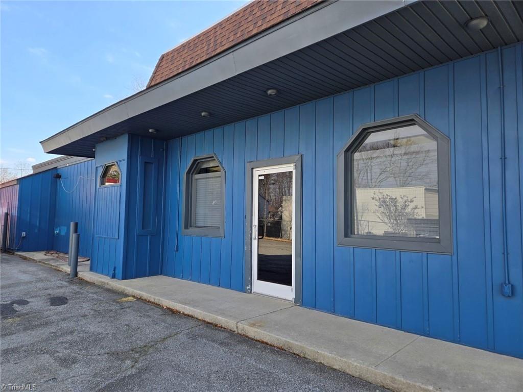 2227 South Main Street High Point, NC 27263 - Photo 2 of 50 Gallery Image 2