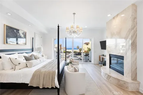$6,098,000 | 2304 Hermosa Avenue, Hermosa Beach, CA 90254