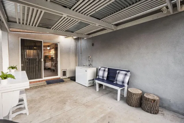 $449,000 | 5112 Rabeneck Way, Fair Oaks, CA 95628