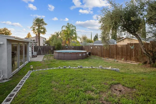 $449,000 | 5112 Rabeneck Way, Fair Oaks, CA 95628