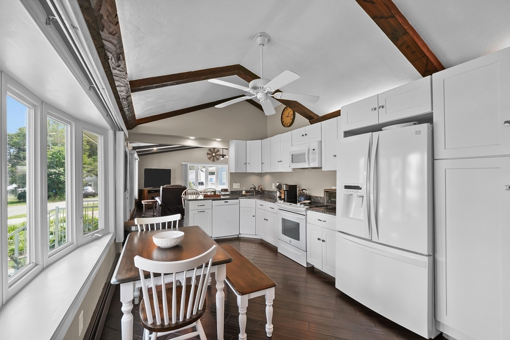 91 Greenleaf Street Fall River, MA 02721 - Photo 17 of 42 Gallery Image 17