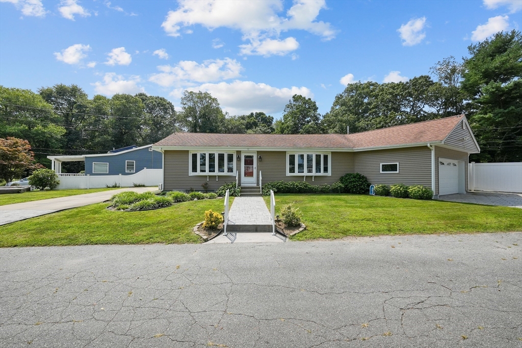 91 Greenleaf Street Fall River, MA 02721 - Photo 5 of 42 Gallery Image 5