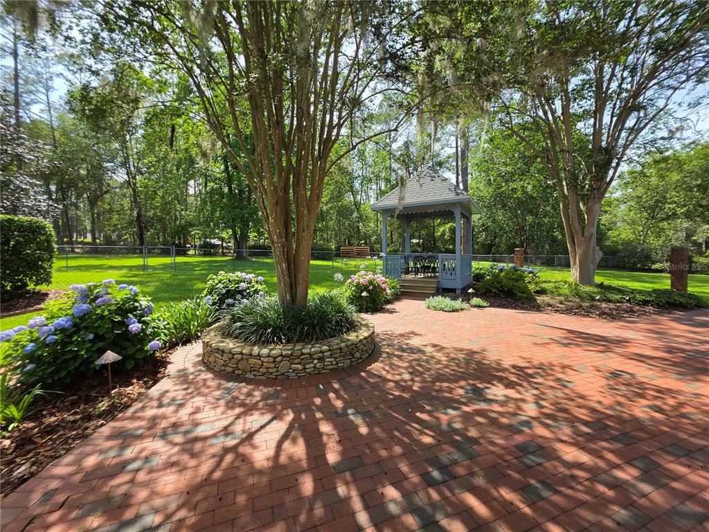 4326 Southwest 80 Street Gainesville, FL 32608 - Photo 2 of 54