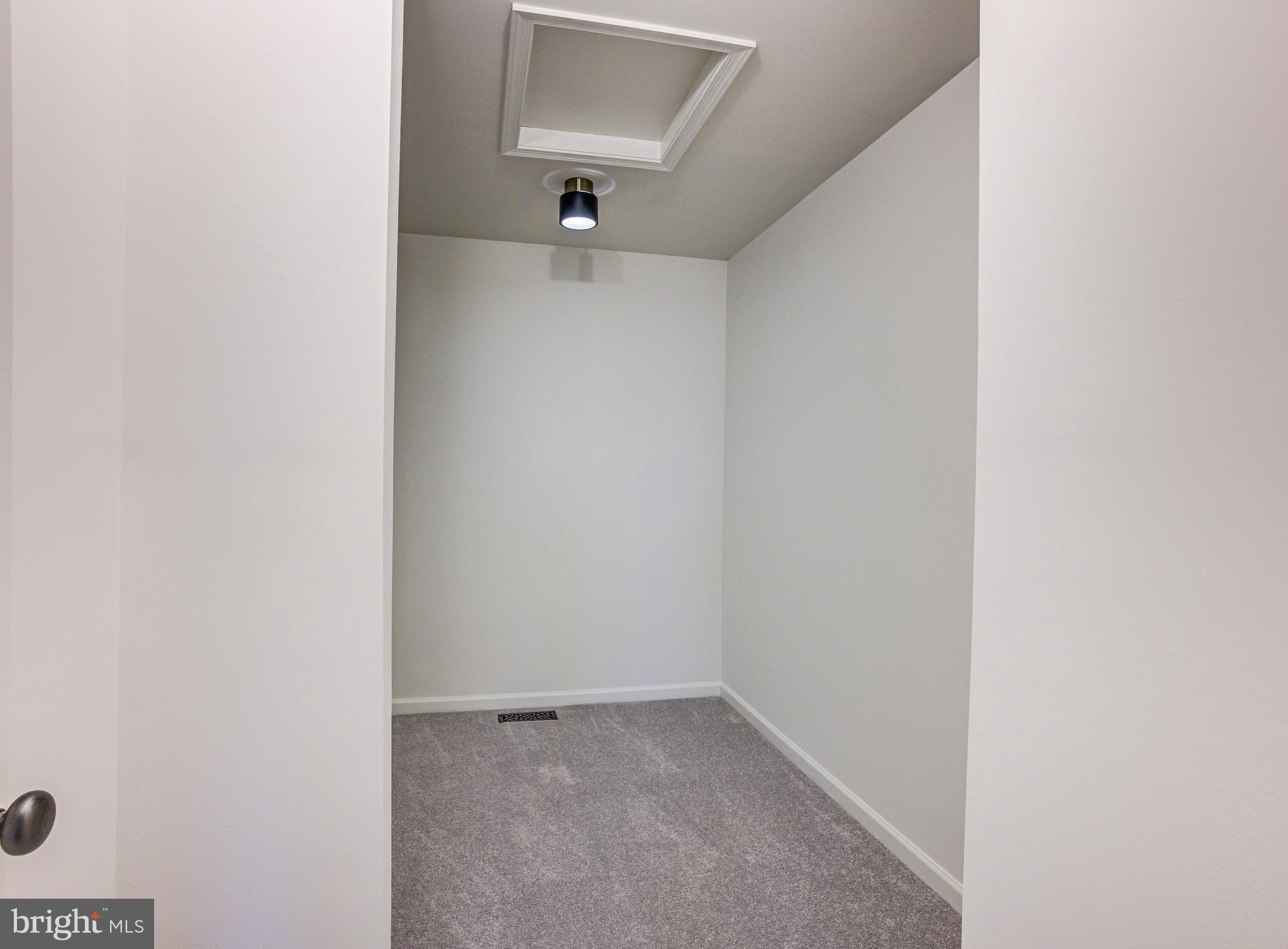 2712 Rona Road Gwynn Oak, MD 21207 - Photo 39 of 56