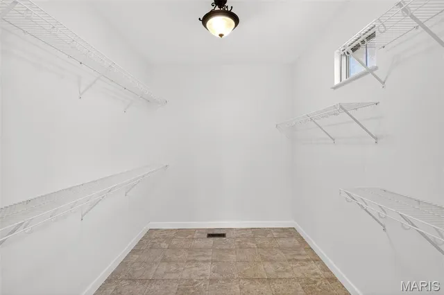 $399,900 | 1515 New Brunswick Drive, Waterloo, IL 62298