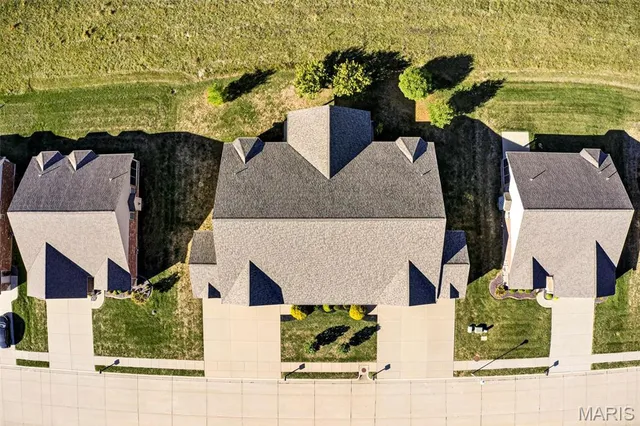 $399,900 | 1515 New Brunswick Drive, Waterloo, IL 62298