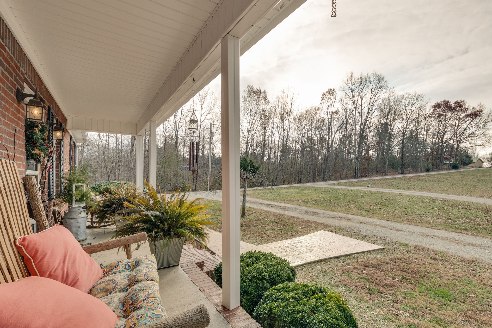 112 Dail Hollow Road Hohenwald, TN 38462 - Photo 8 of 32 Gallery Image 8