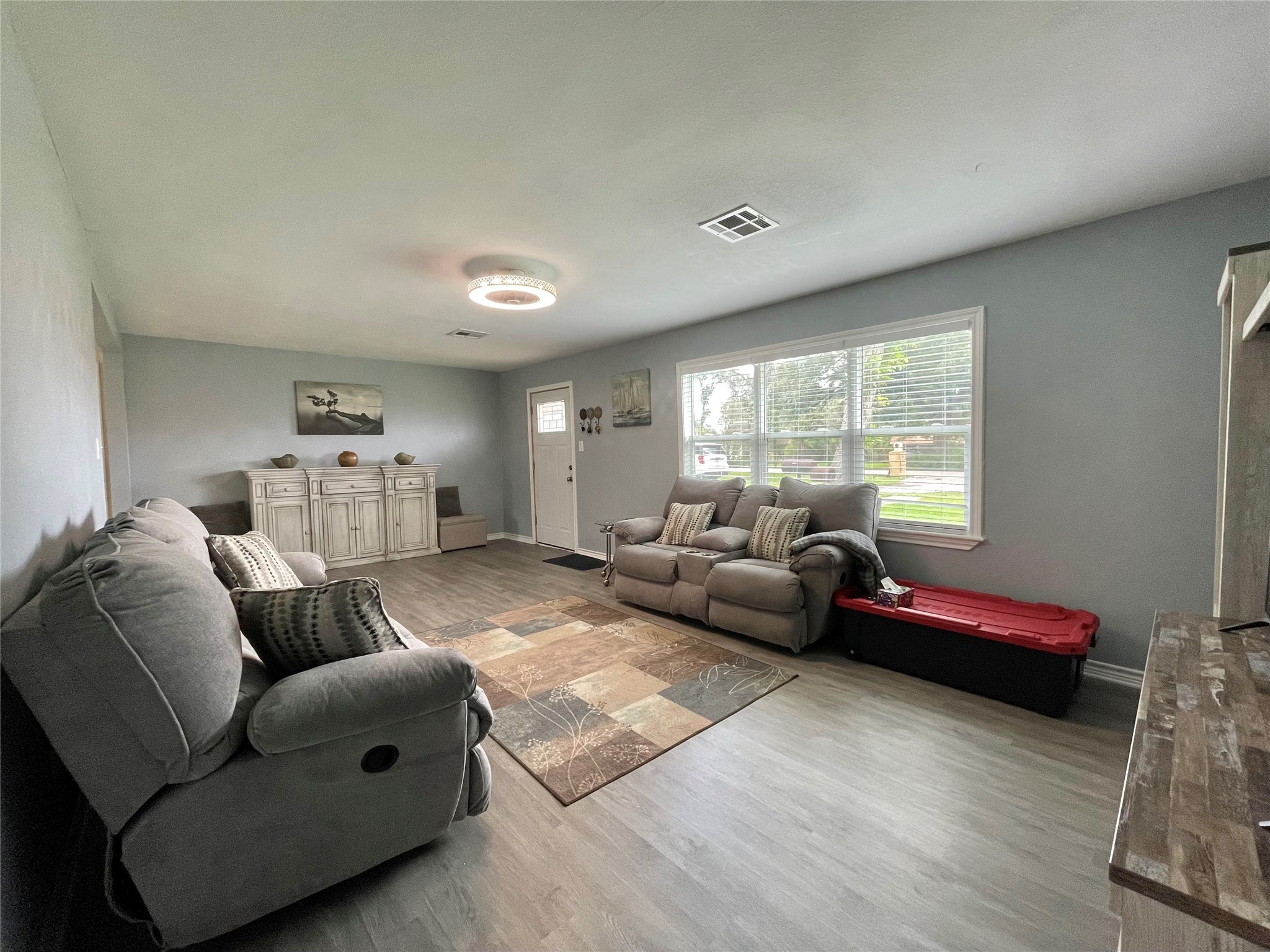 1116 Lake Street Clute, TX 77531 - Photo 6 of 34 a living room with furniture and a window