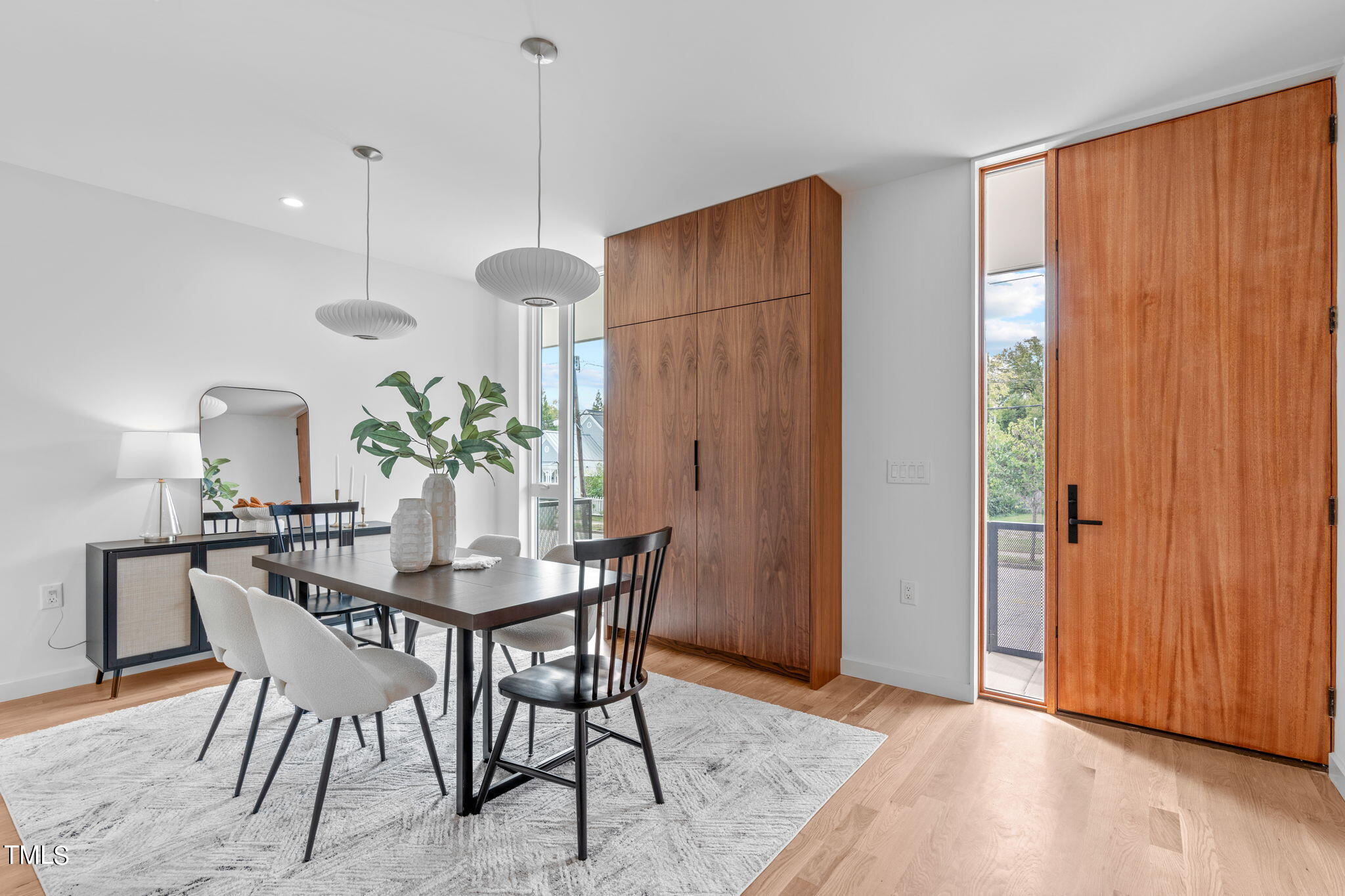 501 South Bloodworth Street, Unit 101 Raleigh, NC 27601 - Photo 4 of 54 IDYLE_4a