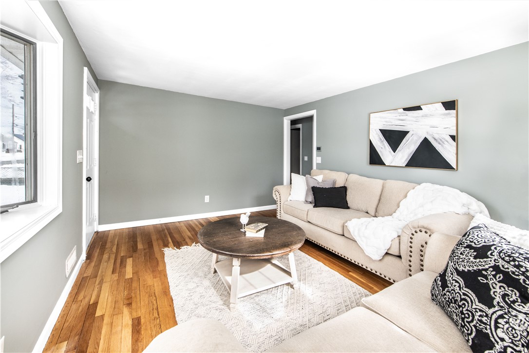 70 Manistee Street Pawtucket, RI 02861 - Photo 32 of 47