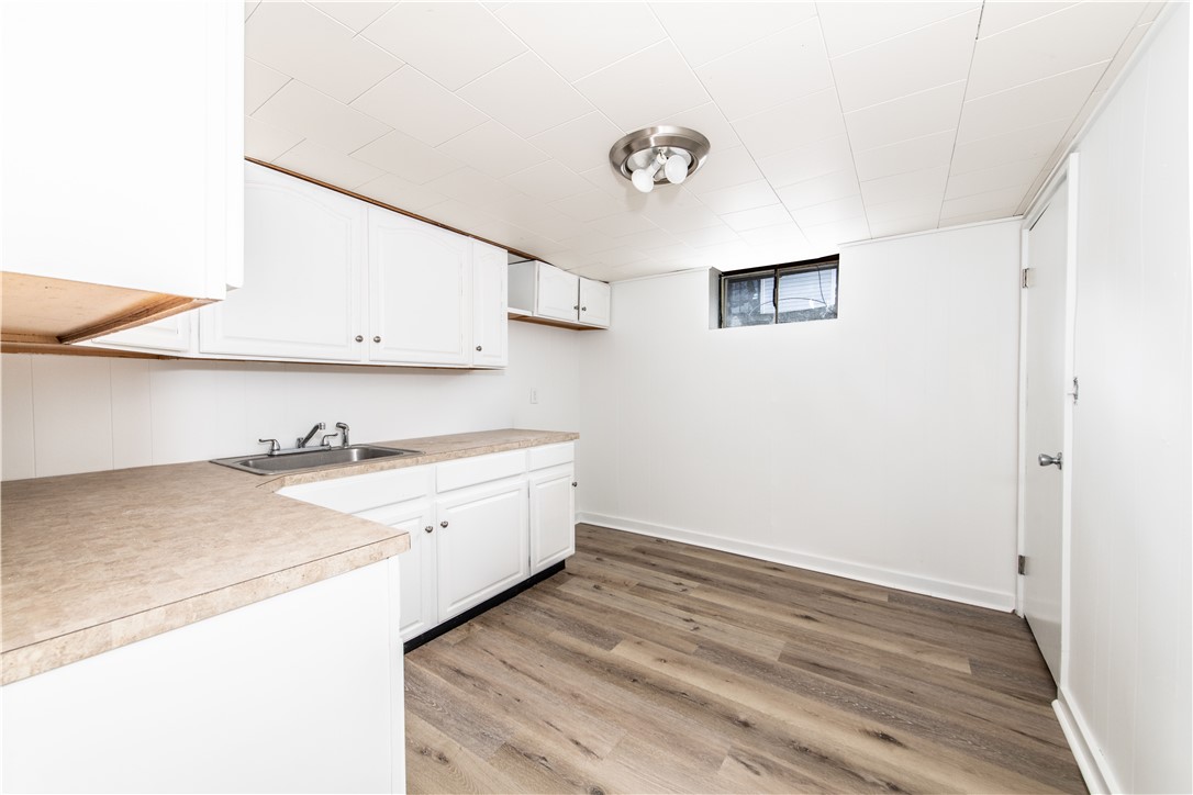 70 Manistee Street Pawtucket, RI 02861 - Photo 35 of 47