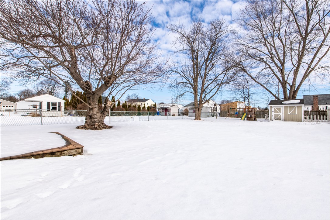 70 Manistee Street Pawtucket, RI 02861 - Photo 43 of 47