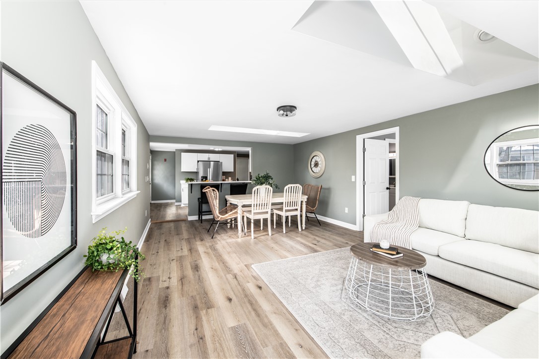 70 Manistee Street Pawtucket, RI 02861 - Photo 7 of 47