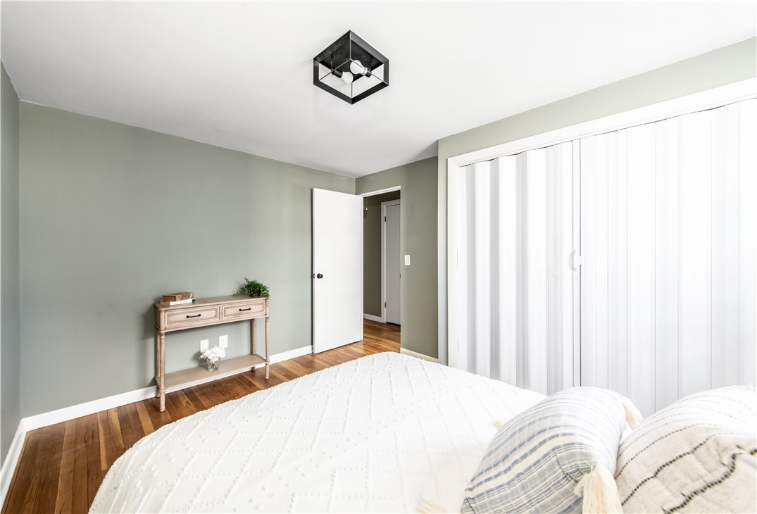 70 Manistee Street Pawtucket, RI 02861 - Photo 10 of 47