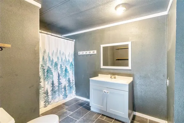 $1,835 | 417 Elm Creek Road, Abilene, TX 79601
