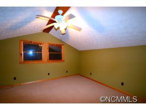 314 Cold Spring Road Burnsville, NC 28714 - Photo 11 of 13