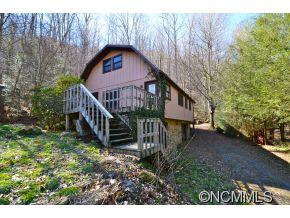314 Cold Spring Road Burnsville, NC 28714 - Photo 3 of 13