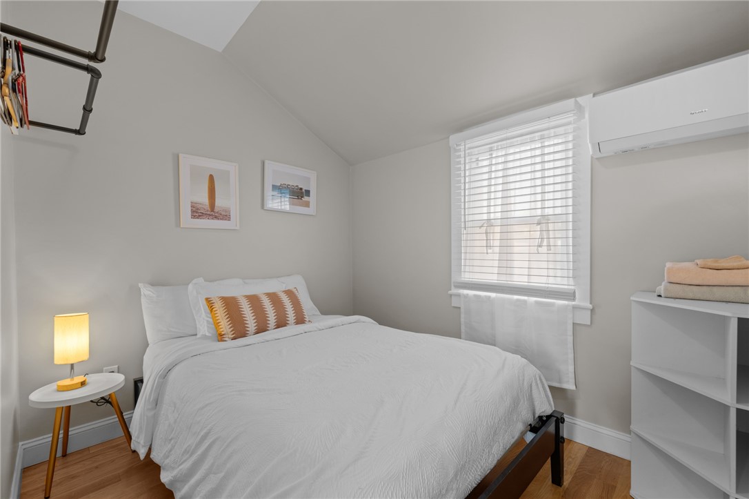 49 Reservoir Road Middletown, RI 02842 - Photo 13 of 29