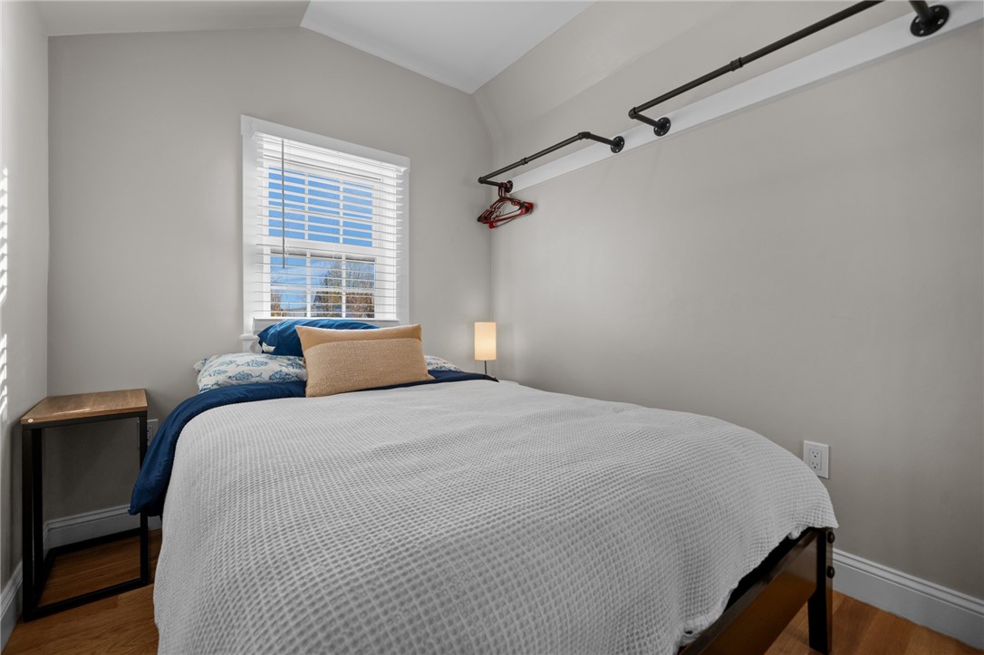 49 Reservoir Road Middletown, RI 02842 - Photo 16 of 29