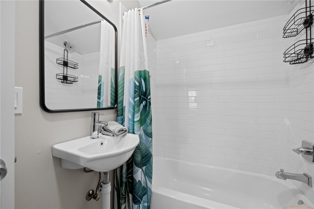 49 Reservoir Road Middletown, RI 02842 - Photo 19 of 29