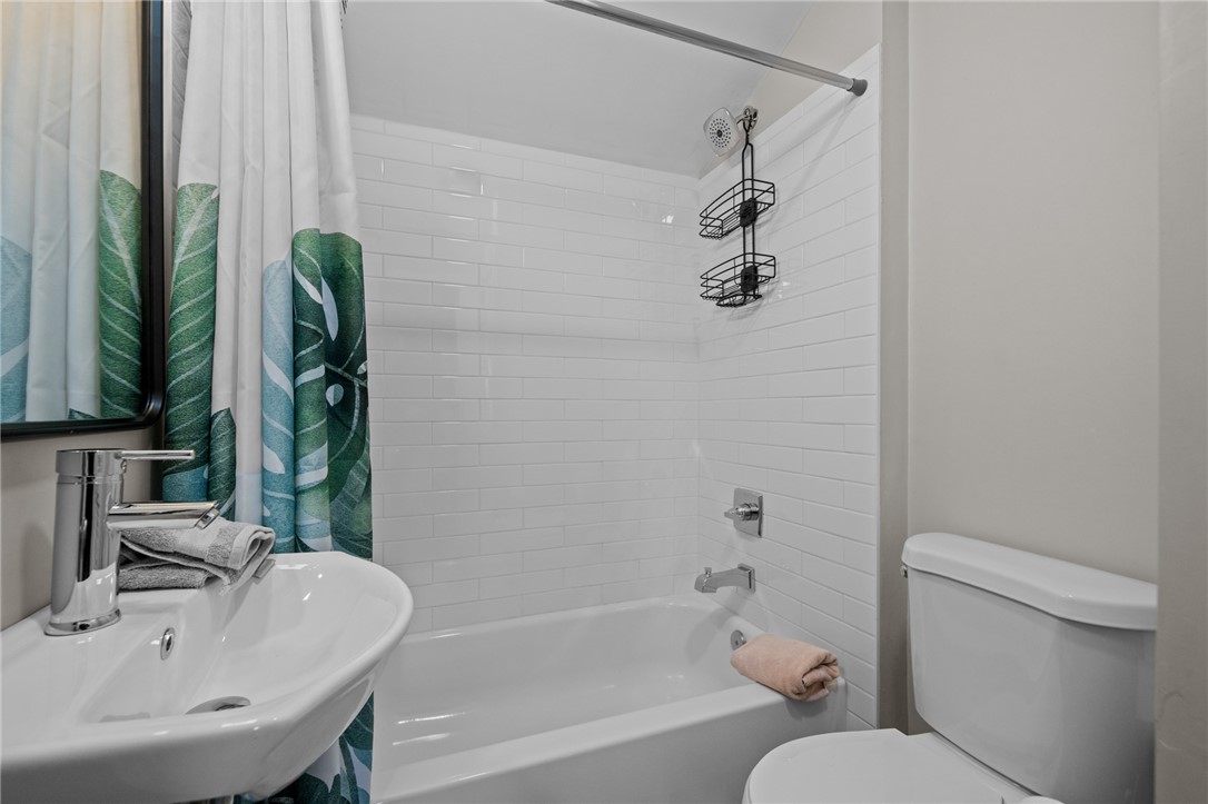 49 Reservoir Road Middletown, RI 02842 - Photo 20 of 29