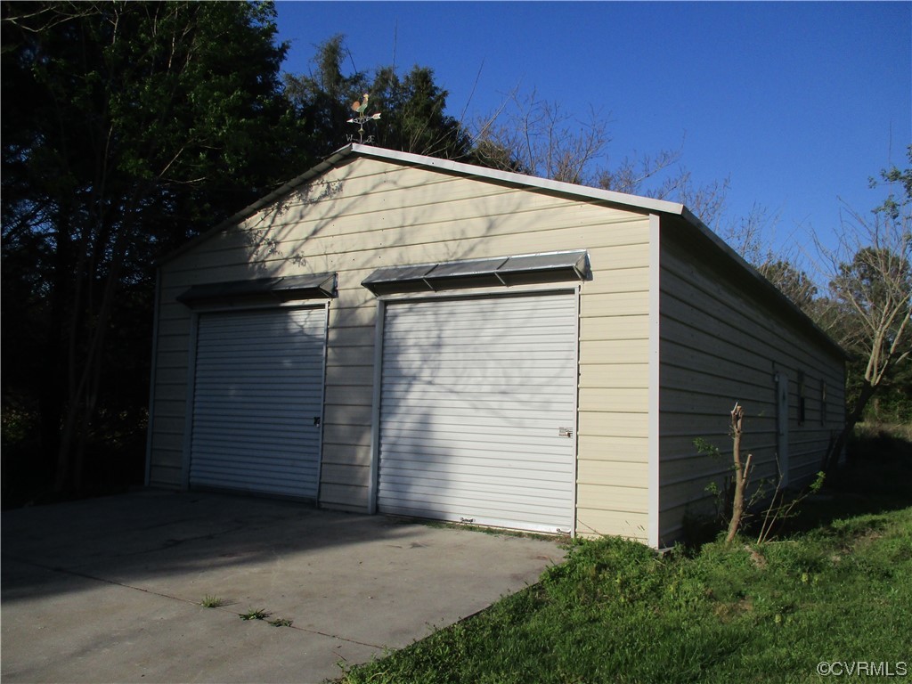 7335 Baxter Road Disputanta, VA 23842 - Photo 3 of 17 Gallery Image 3