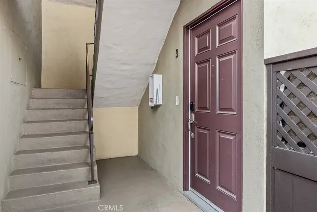 $485,000 | 6750 Beadnell Way, Unit 3, San Diego, CA 92117