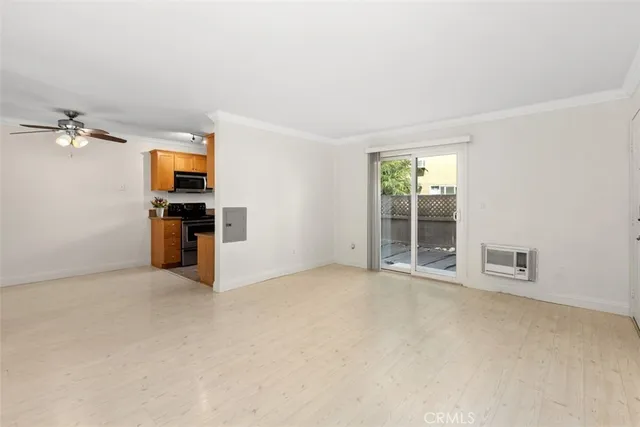 $485,000 | 6750 Beadnell Way, Unit 3, San Diego, CA 92117